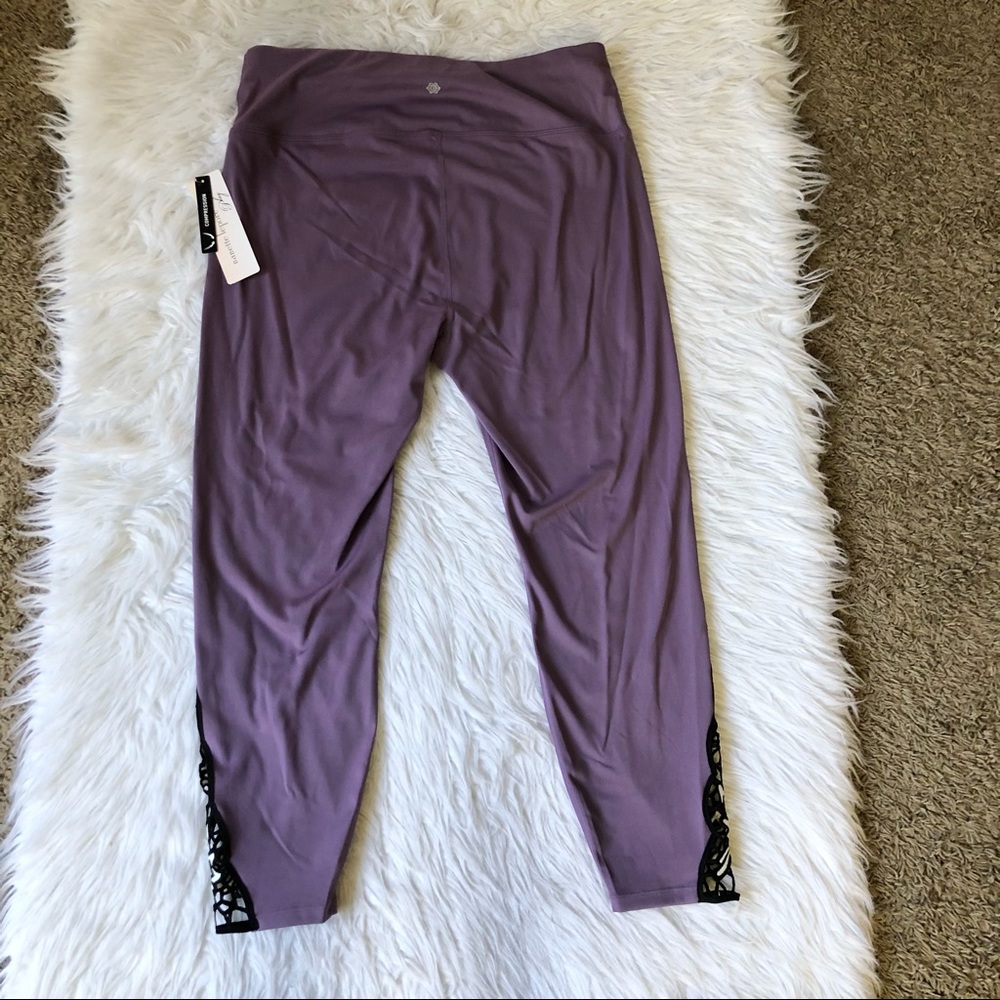 Nanette Lepore purple high rise leggings, size 1X - Picture 7 of 10